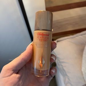 Charlotte Tilbury Flawless Filter (5-Tan)